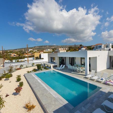 Villa Pleiades Paphos Eksteriør billede