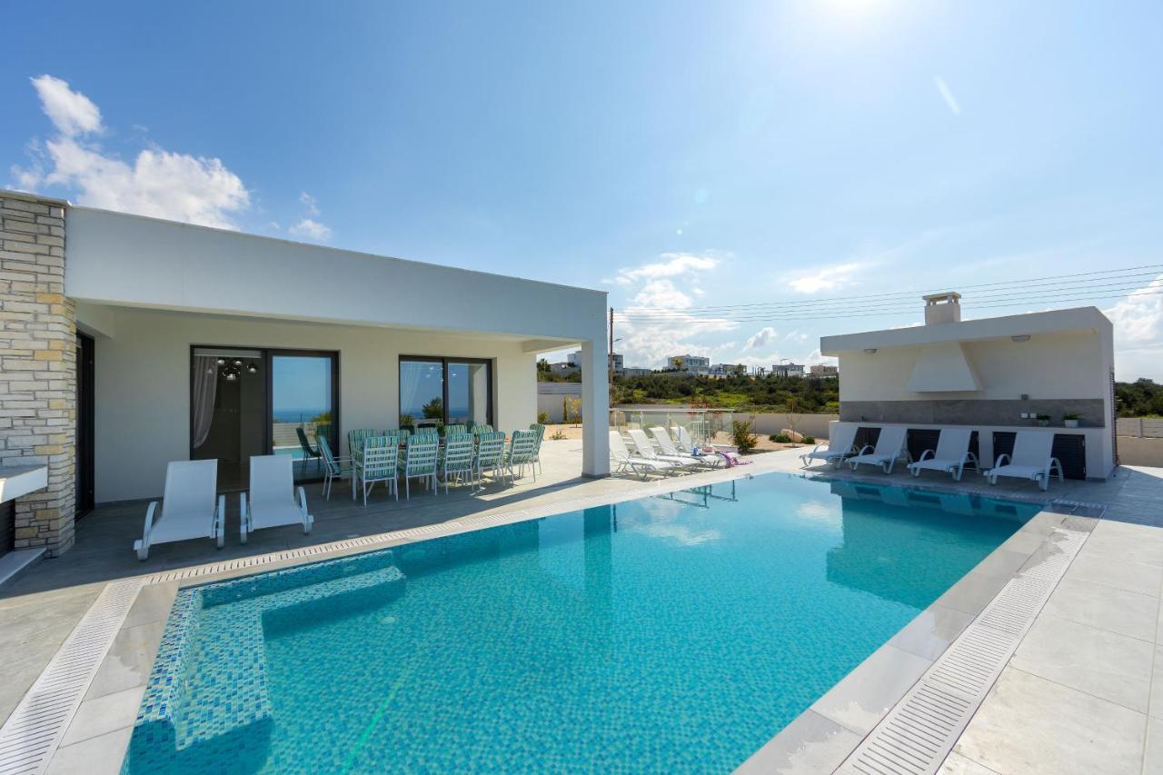 Villa Pleiades Paphos Eksteriør billede