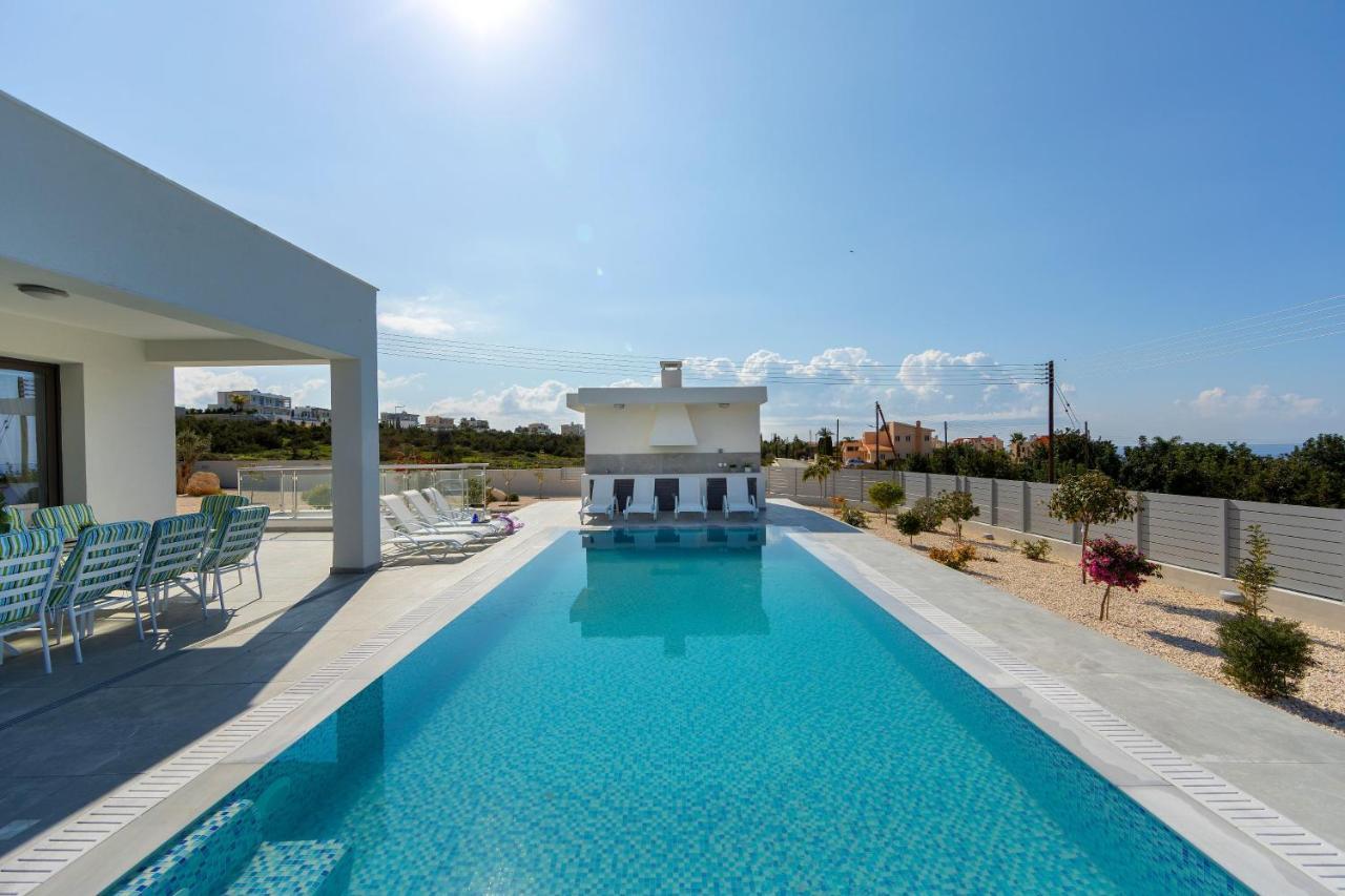 Villa Pleiades Paphos Eksteriør billede