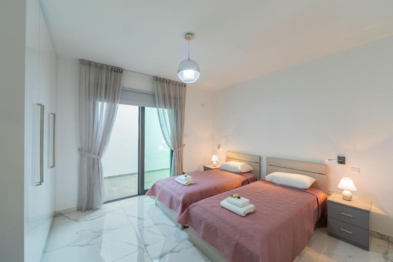 Villa Pleiades Paphos Eksteriør billede