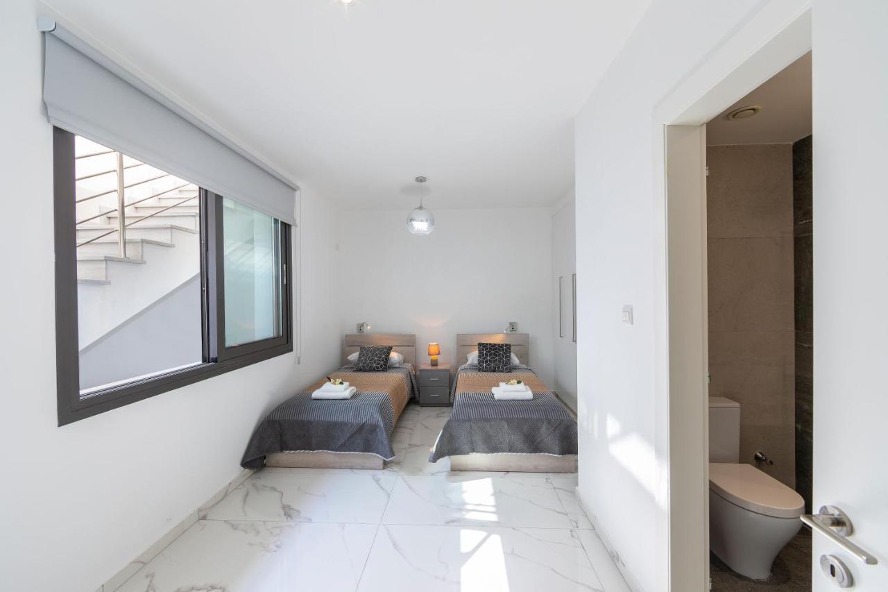 Villa Pleiades Paphos Eksteriør billede