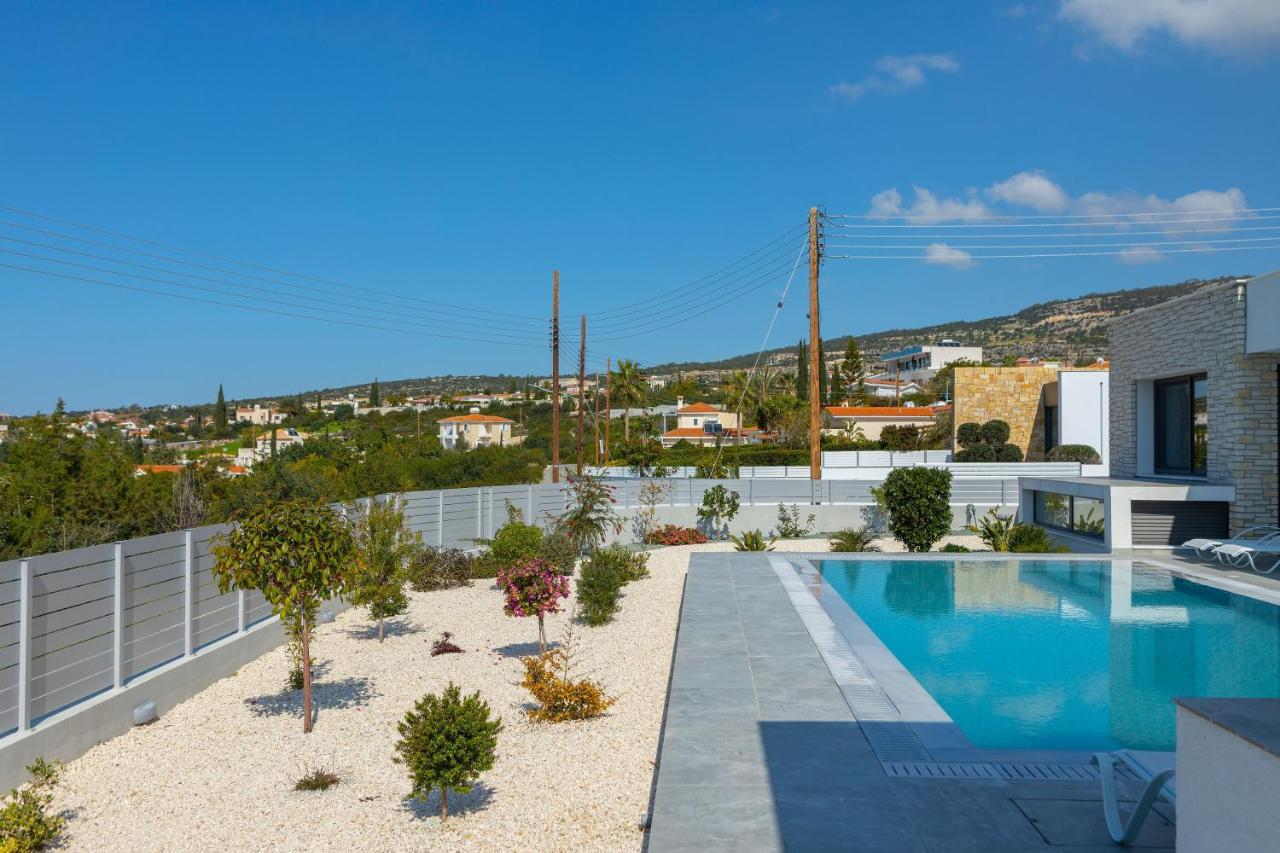 Villa Pleiades Paphos Eksteriør billede