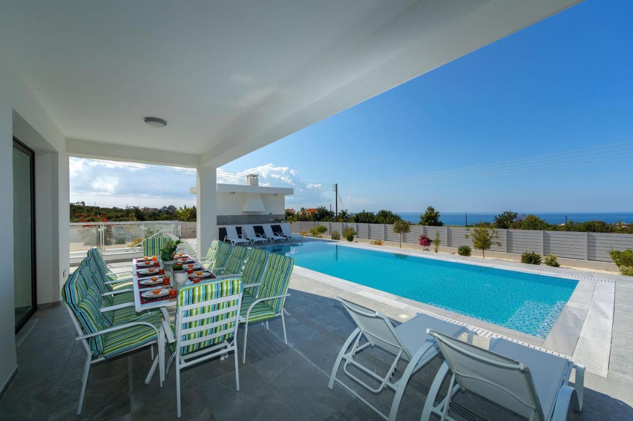 Villa Pleiades Paphos Eksteriør billede