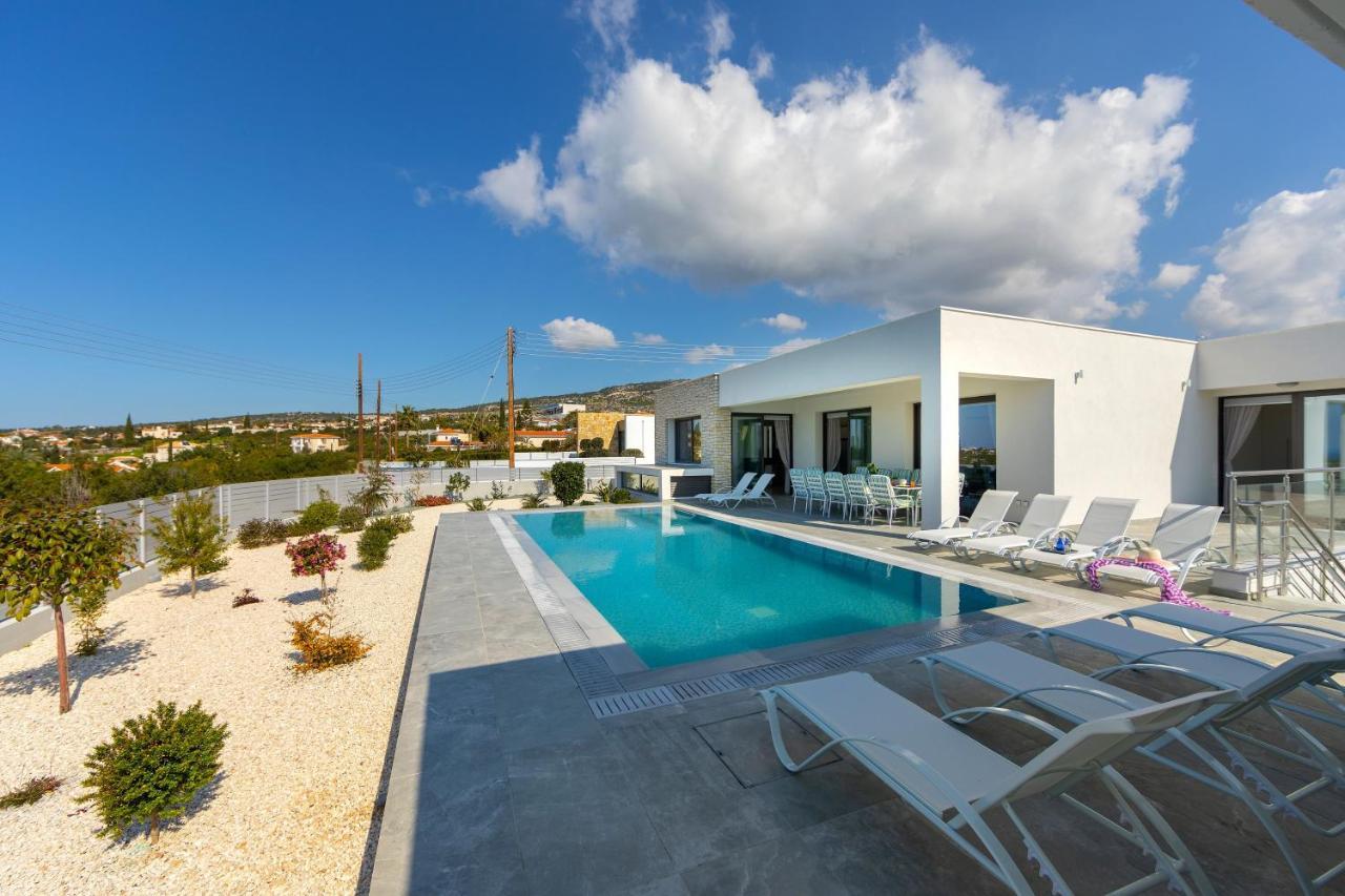 Villa Pleiades Paphos Eksteriør billede