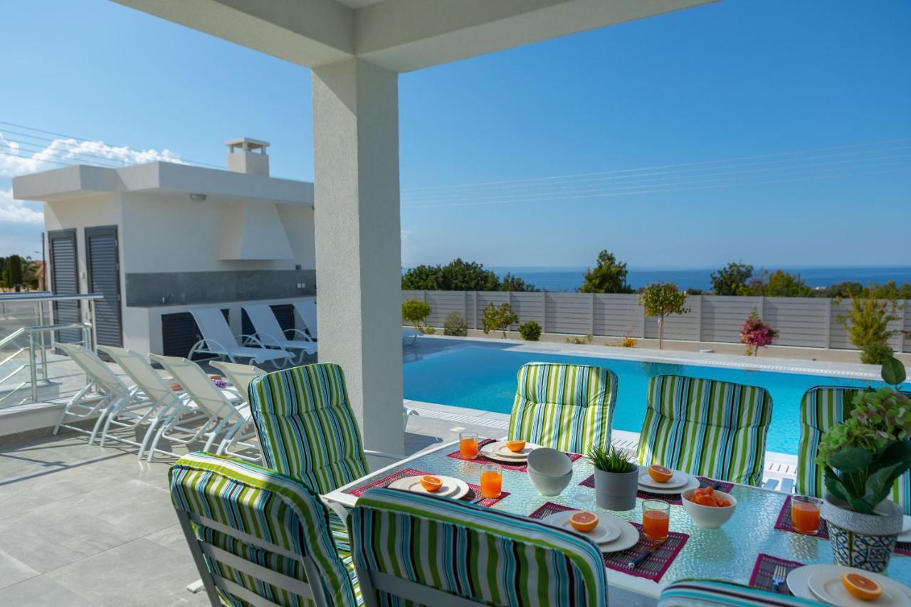 Villa Pleiades Paphos Eksteriør billede